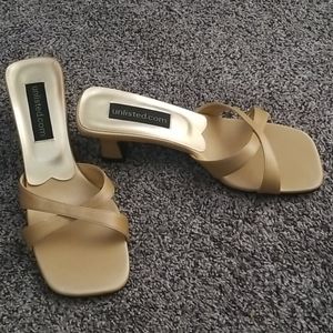 NWOT Unlisted.com Women's Dress Sandal
